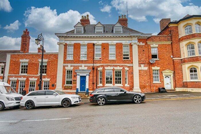 2 Bedroom Flat To Rent In Church Hill, Coleshill, Birmingham, B46