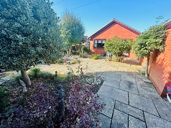 2 Bedroom Detached Bungalow For Sale In Ashen Close, Northway, DY3