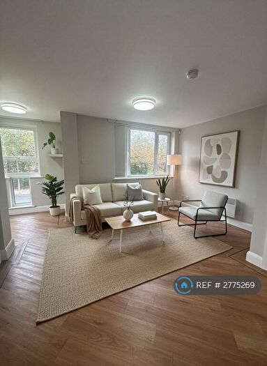 2 Bedroom Flat To Rent In Gladstone Court, Liverpool, L8