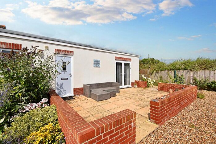 1 Bedroom Apartment For Sale In Bacton, NR12