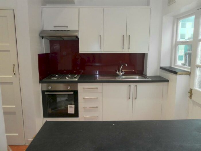 3 Bedroom Semi-Detached House To Rent In Quinton Road, Harborne, Birmingham, B17