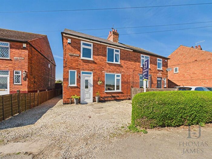 3 Bedroom Semi-Detached House For Sale In Leake Road, Gotham, Nottingham, NG11