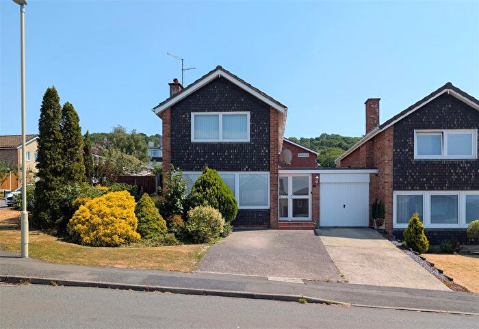 3 Bedroom Link Detached House For Sale In Firwood Drive, Tuffley, Gloucester, GL4