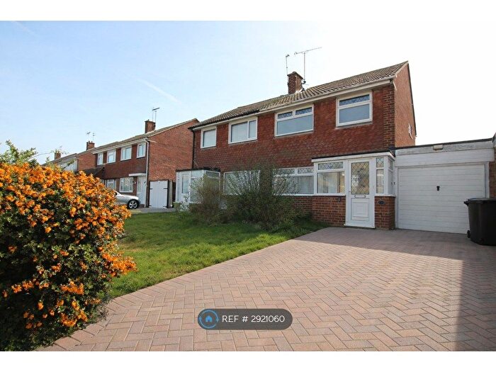 3 Bedroom Semi-Detached House To Rent In The Maples, Broadstairs, CT10