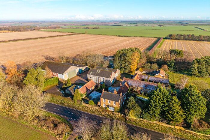 4 Bedroom Farm House For Sale In High Street Farm, North Willingham, Market Rasen, LN8