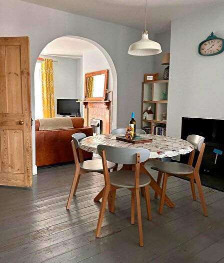 3 Bedroom Terraced House For Sale In Station Road, Braunton, Devon, EX33