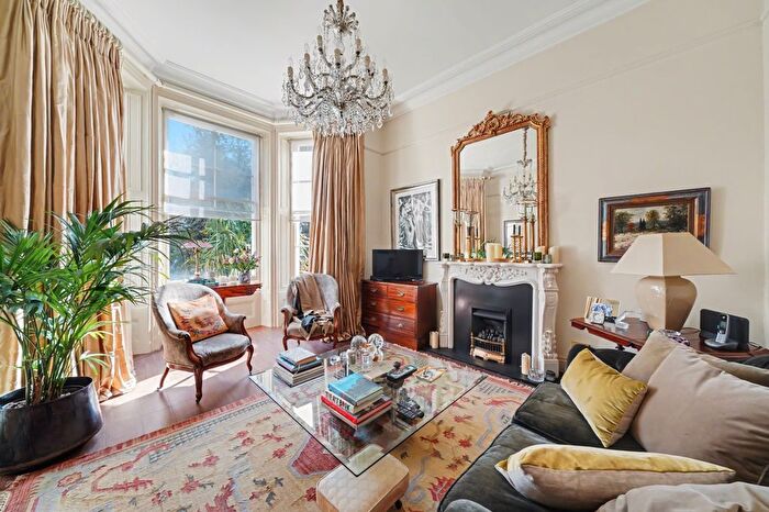 2 Bedroom Flat For Sale In Clifton Gardens, Little Venice, London, W9