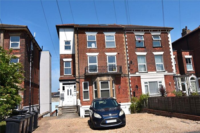 3 Bedroom Penthouse For Sale In Cliff Road, Dovercourt, Harwich, Essex, CO12