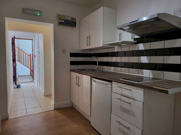 1 Bedroom Studio To Rent In Boston Road, Hanwell, W7