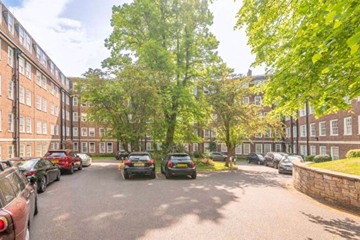 1 Bedroom Flat To Rent In Prince Arthur Road, Hampstead, Camden, NW3
