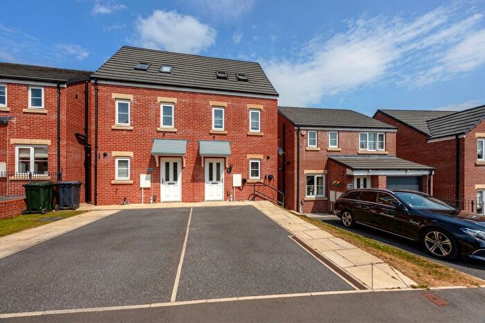 3 Bedroom Semi-Detached House To Rent In Eagle Avenue, Redbrook, Barnsley, S75