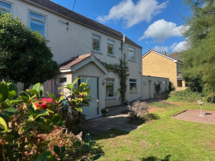 3 Bedroom Detached House For Sale In Yew Tree Cottage, Low Street, Carlton In Lindrick, S81