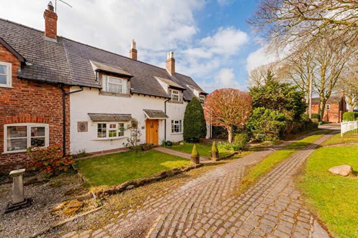 3 Bedroom Cottage For Sale In Church Road, Little Leigh, CW8