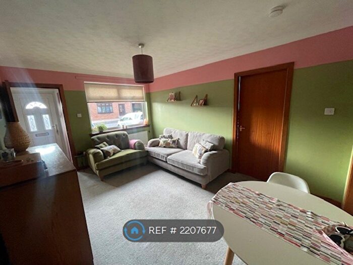 2 Bedroom Flat To Rent In Rugby Crescent, Kilmarnock, KA1