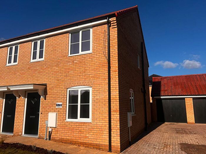 3 Bedroom Semi-Detached House To Rent In Steeple Drive, Surfleet, Spalding, PE11