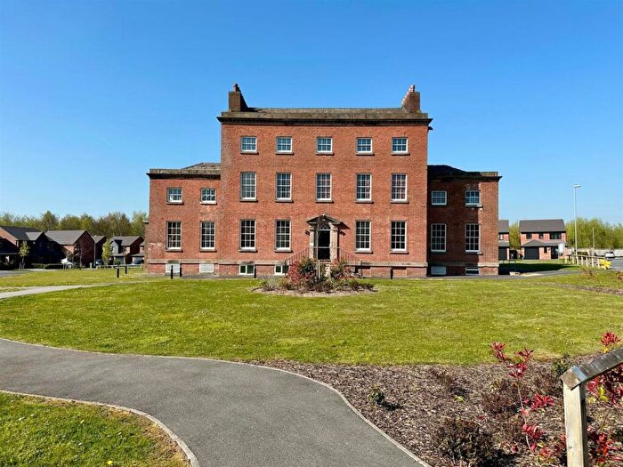 2 Bedroom Flat To Rent In Lodge Hall Drive, Failsworth, M35