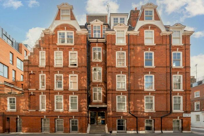 3 Bedroom Flat To Rent In Little Smith Street, London, SW1P