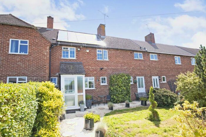 4 Bedroom Terraced House For Sale In Oaktree Close, Bearley, Stratford-upon-Avon, CV37