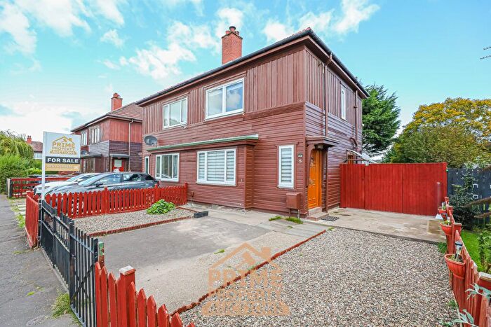 2 Bedroom Semi-detached House For Sale In Doon Terrace, Angus, DD4