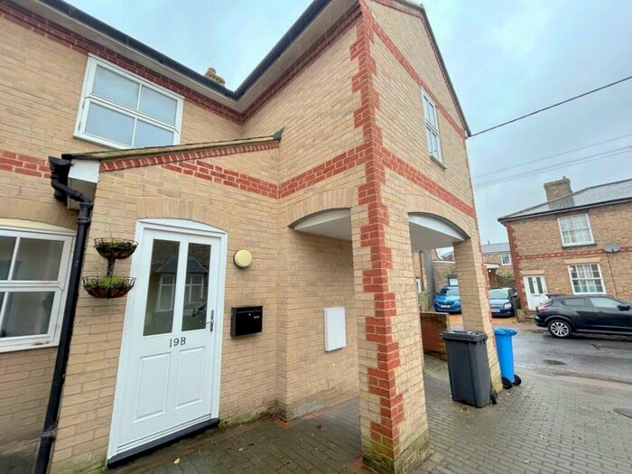2 Bedroom Apartment To Rent In Sudbury, Suffolk, CO10