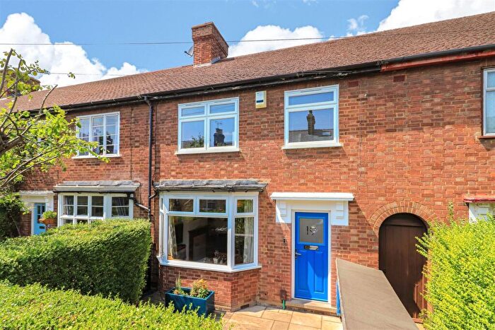 3 Bedroom Terraced House For Sale In Sedgwick Street, Cambridge, CB1