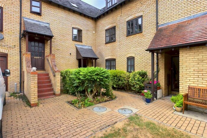 1 Bedroom Apartment To Rent In Lion Yard, High Street, Ramsey, Huntingdon, PE26