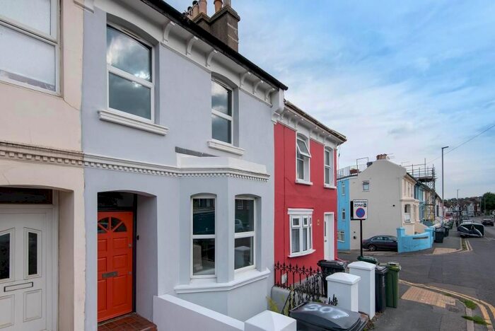 6 Bedroom Terraced House To Rent In Queens Park Road, Brighton, BN2