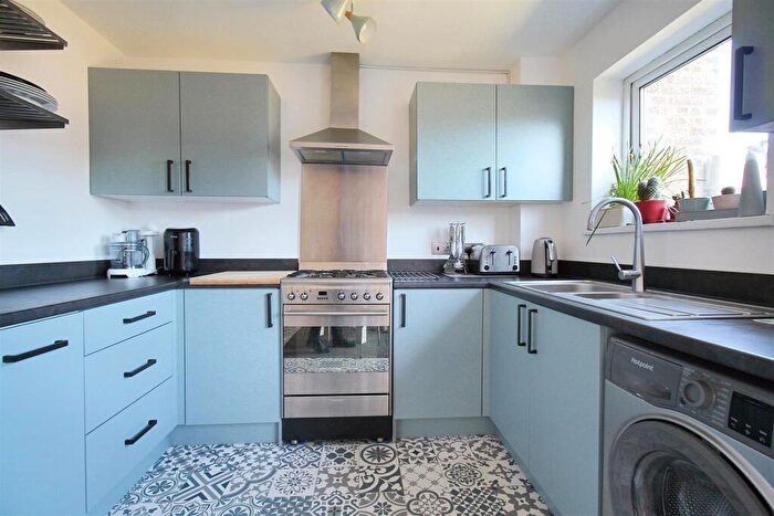 3 Bedroom Terraced House For Sale In Ecton Walk, Norwich, NR6