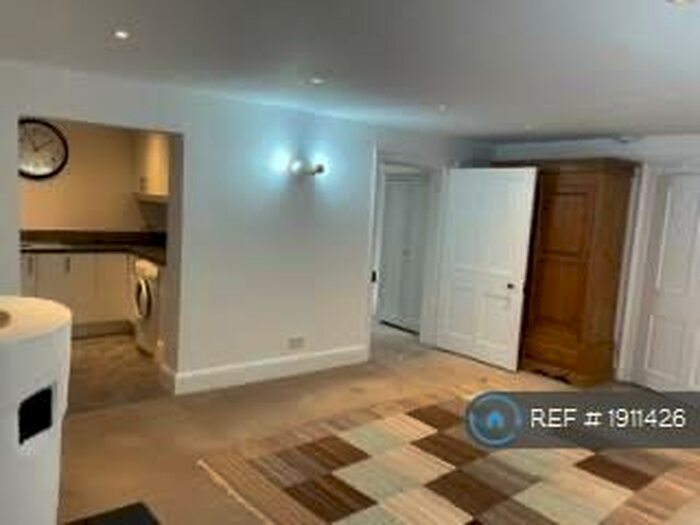 1 Bedroom Flat To Rent In Eliot Vale, London, SE3