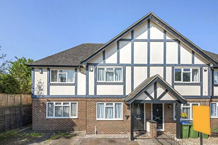 2 Bedroom Semi-Detached House To Rent In Hornfair Road, Charlton, SE7