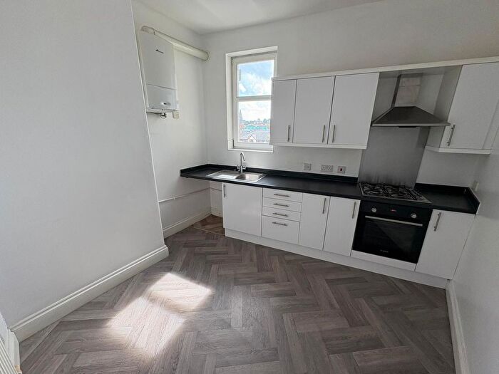 2 Bedroom Property To Rent In - Palace Avenue, Paignton, TQ3