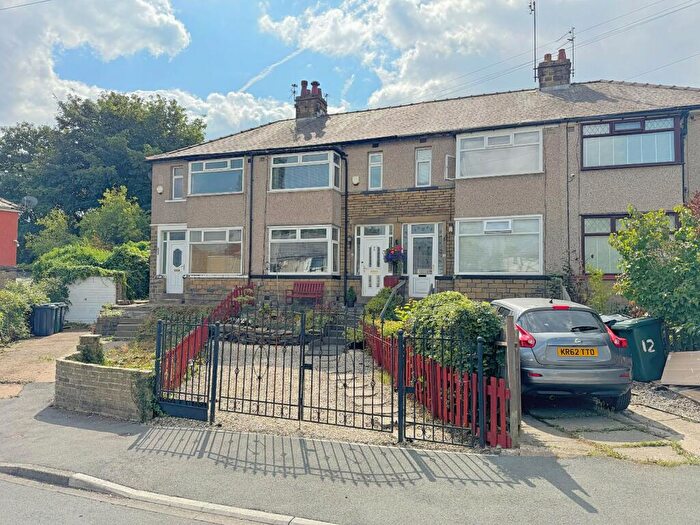 3 Bedroom Terraced House For Sale In Raymond Drive, Off Mayo Avenue, Bradford, BD5