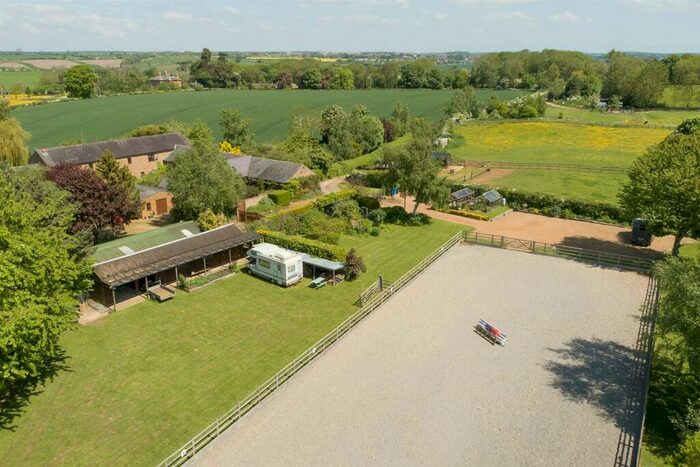 3 Bedroom Barn Conversion For Sale In Lapin Lane, Thorpe Underwood, NN6