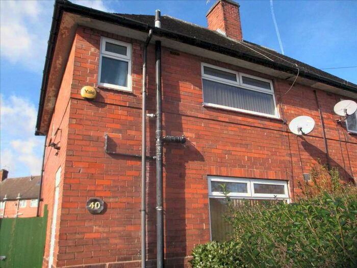 3 Bedroom Semi-Detached House To Rent In Northwood Crescent, Arnold, Nottingham NG5