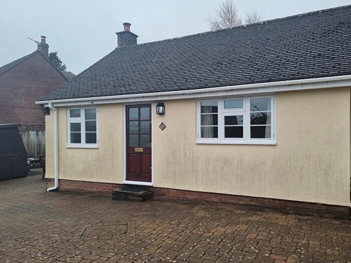 1 Bedroom Semi-Detached Bungalow To Rent In Mount Lane, Warminster, BA12