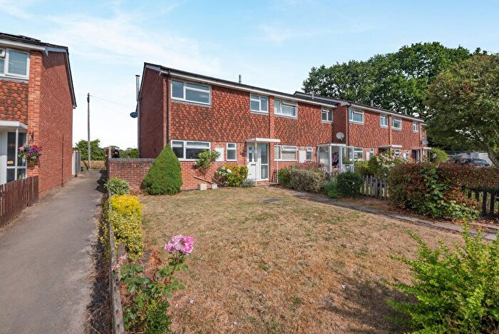 3 Bedroom Semi-Detached House To Rent In Oakfields Close, Ecchinswell, Newbury, Berkshire, RG20
