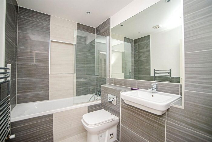 2 Bedroom Flat To Rent In Lower Stone Street, Maidstone, ME15