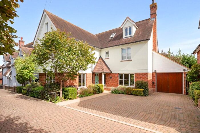 5 Bedroom Detached House For Sale In Pondfield, The Downs, Dunmow, Essex, CM6