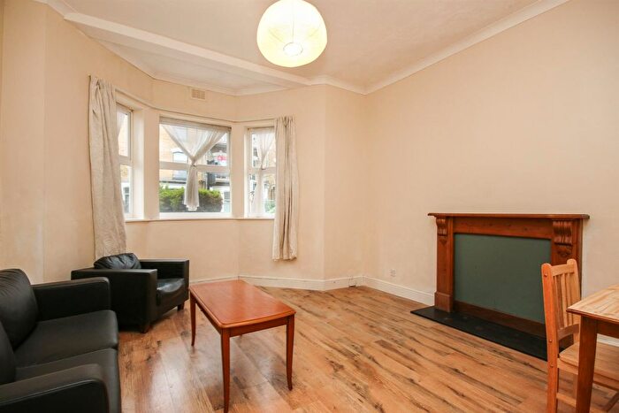2 Bedroom Flat To Rent In Wilberforce Road, London, N4