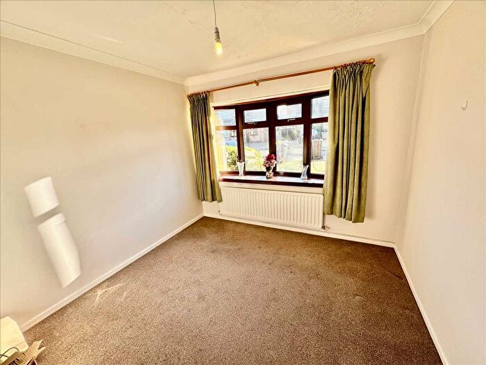 3 Bedroom Bungalow For Sale In Sheila Avenue, Wednesfield, Wolverhampton, WV11