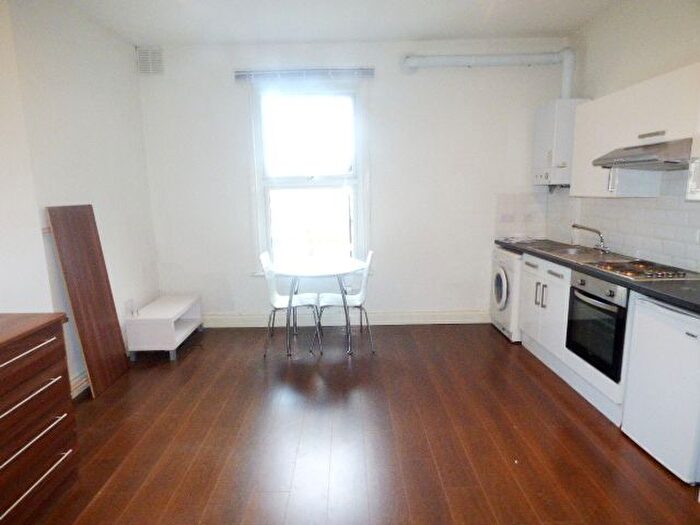 Studio To Rent In Coventry Road, London, IG1