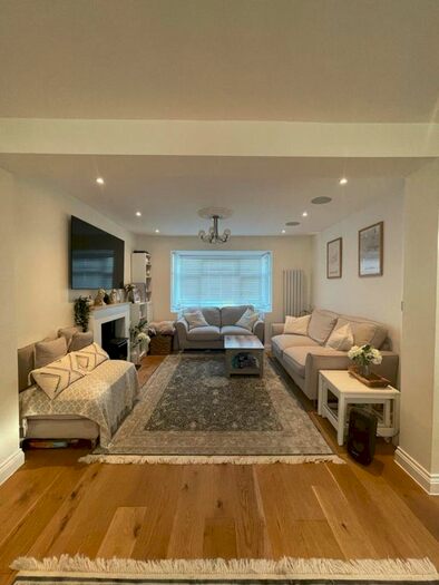 3 Bedroom Semi-Detached House To Rent In Courtfield Gardens, Denham, Uxbridge, UB9