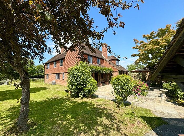 5 Bedroom Detached House For Sale In Smallhythe Road, Tenterden, TN30