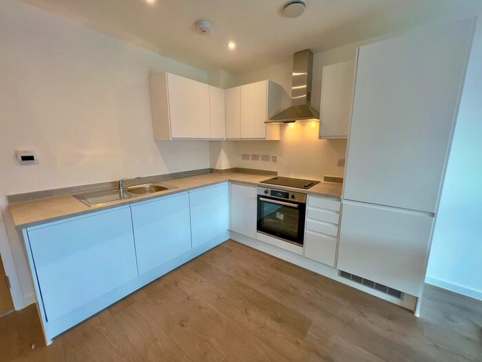 1 Bedroom Flat To Rent In Traffic Street, Nottingham, NG2