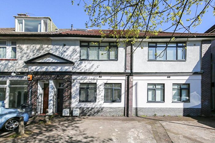 2 Bedroom Apartment For Sale In Coldharbour Road, Bristol, BS6