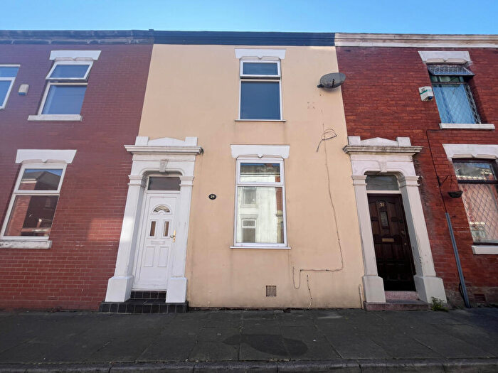 2 Bedroom Terraced House For Sale In St. Christophers Road, Preston, PR1