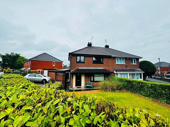 3 Bedroom Property To Rent In Millfields Road, West Bromwich, B71