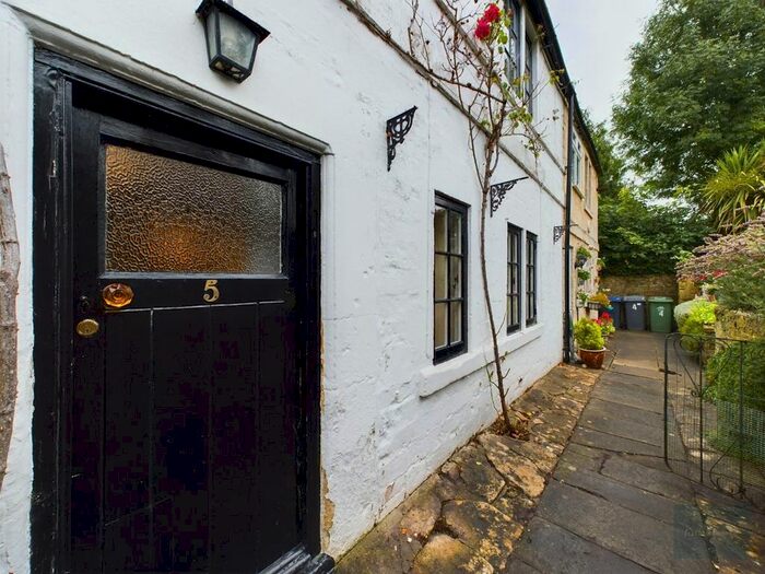 2 Bedroom Terraced House To Rent In Bath Road, Bradford-On-Avon, BA15