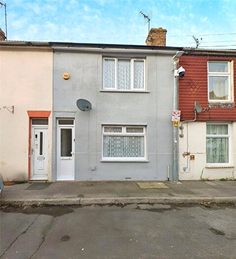 3 Bedroom Terraced House To Rent In James Street, Sheerness, Kent, ME12