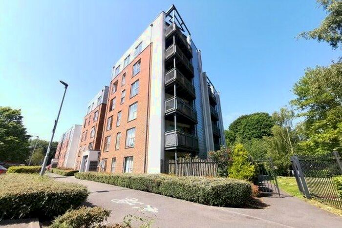 2 Bedroom Flat To Rent In Medway Road, Tunbridge Wells, TN1